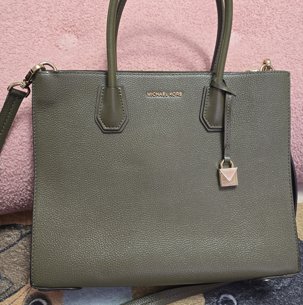 Michael Kors Mercer Tote Bag